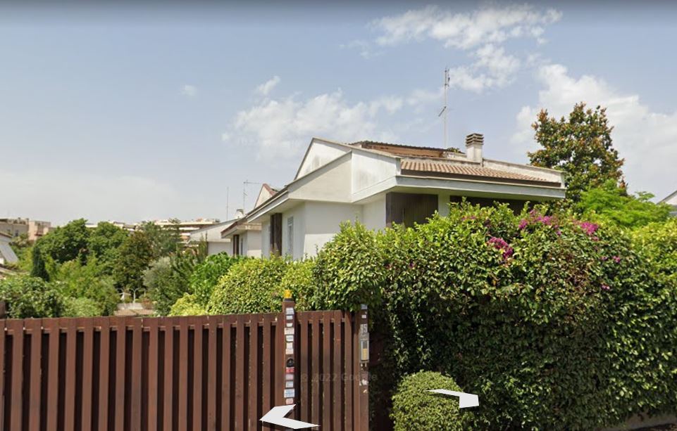 villa in vendita a roma zona torrino sud